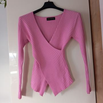 ROZA REBRAST PULOVER - KOT NOV  S