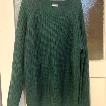 Zelen pulover L-XL