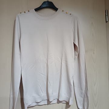 Bež pulover z gumbi S