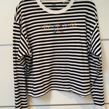 Ženski pulover Levi’s vel. S