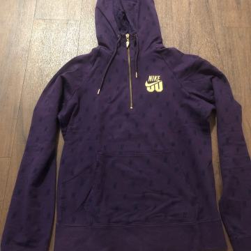 Zenski pulover Nike s kapuco