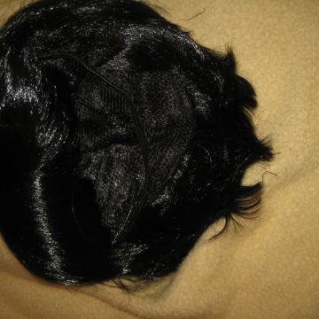 Črna lasulja-paž, novo