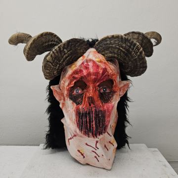 Maska Parkelj Krampus Vrelokožni Kotličar