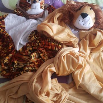 Pustno oblačilo, kostum LEV in TIGER, št. univerzalna-NOVO!