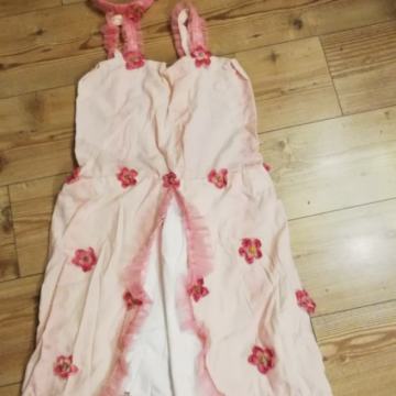 Obleka za gospodično z obročem za v lase