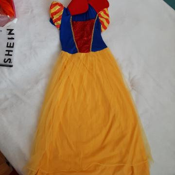 pustna obleka za sneguljcico