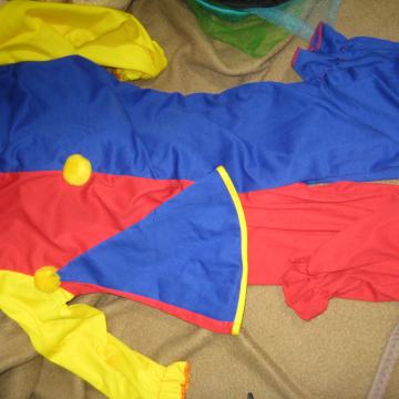 Pustni kostum KLOVN-enodelni+kapa, vel.128