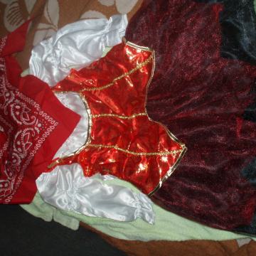 Pustni kostum PIRATKA, VEL.3-6let