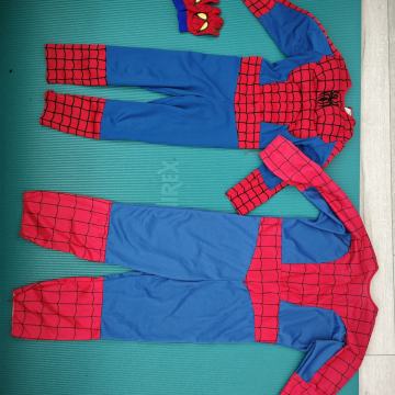 pustni kostumi spiderman, cebelica, baby shark