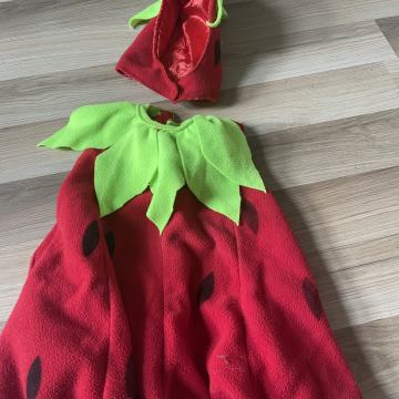 Pustni kustum za malčke- jagoda