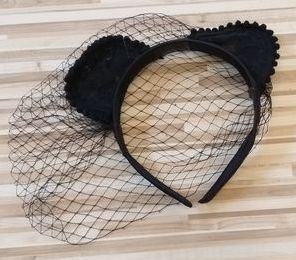 Pustni dodatki ušesa miši in krila netopirja