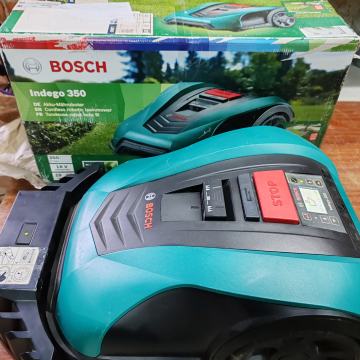 Servis robotskih kosilnic
