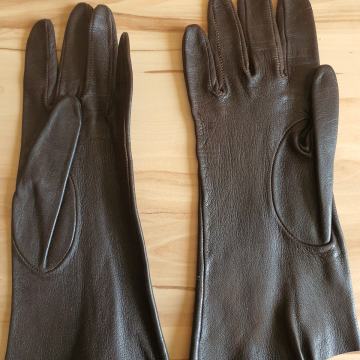 ROKAVICE ŽENSKE LEPO OHRANJENE