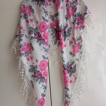 NOVA BELO ROZA CVETLIČNA RUTA Z RESAMI