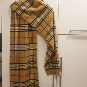 BURBERRY 100% Cashmere Check Wide Scarf Unisex