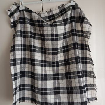 ČRNO BELA KARO RUTA