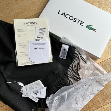 Original LACOSTE siv šal