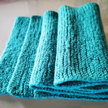 ročno izdelan nov šal