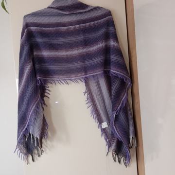 SIVO VOJOLČEN DOLG ŠAL Z RESAMI