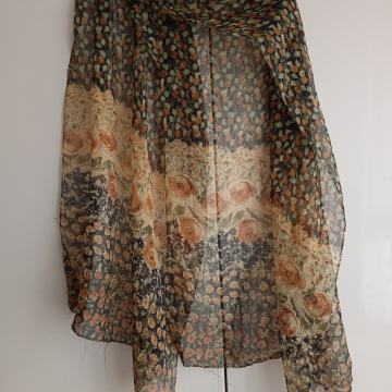 ZELENO PISAN CVETLIČNI ŠAL