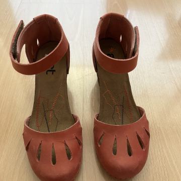 Art Bye Bye Suela novi čevlji 38