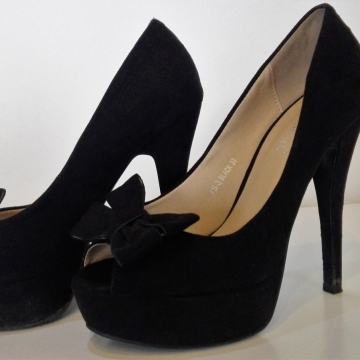 Črni salonarji z mašno 37