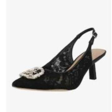 Novi guess z nizko petko,videz čipke