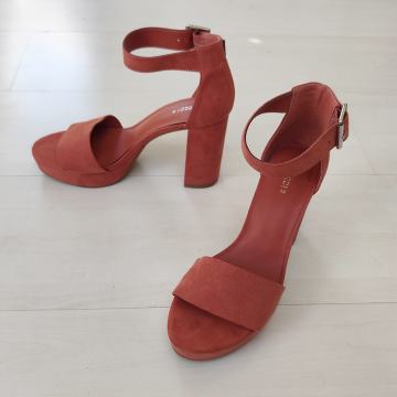 H&M št. 38 salonarji sandali KOT NOVI