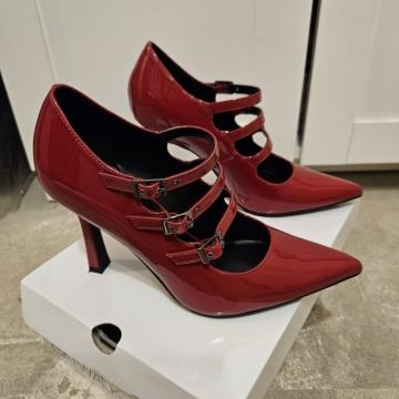 Novi rdeči lakasti salonarji Catwalk, vel. 39