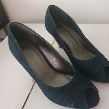 Salonarji, spredaj odprti, elegantni št.37