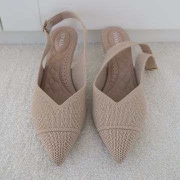 Vivaia Addison kožni salonarji slingback s peto, št. 39, kot novi