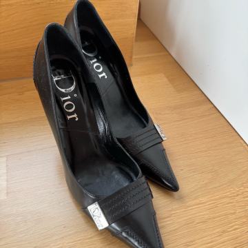 Ženski salonarji Dior vel. 36