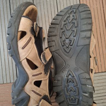 Moški sandali, št. 44