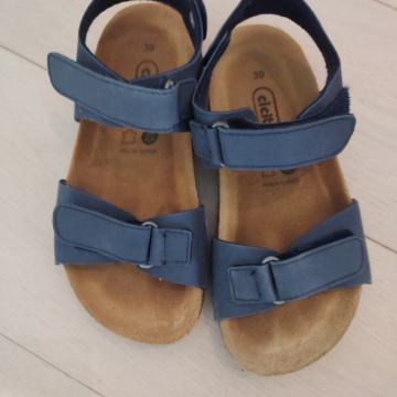 Ciciban sandali st.30 kot novi