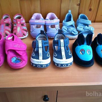 H&M, PAMI, dekliški sandalčki, copatki ipd.
