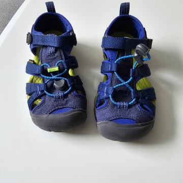 Keen Seacamp II cnx sandali št. 30