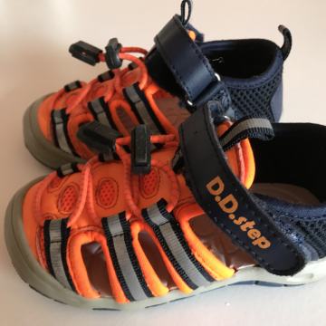 Otroški sandali D.D.Step