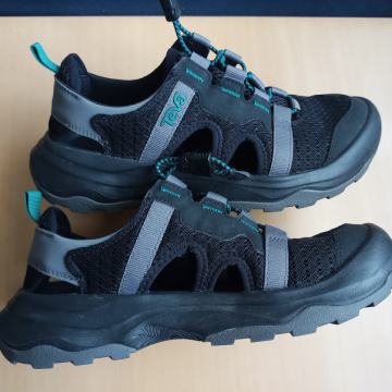 pohodni sandali Teva Outflow CT- vel.38