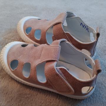 SANDALI 27 KOT NOVI BELO RJAVI