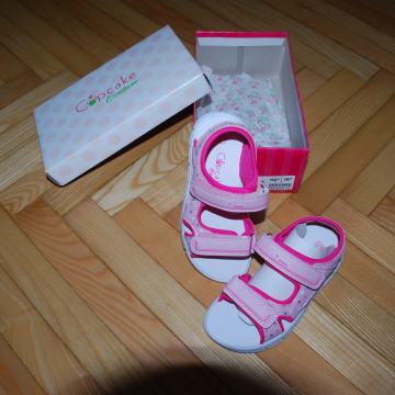 Sandali, čevlji št. 27