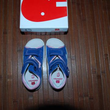 Sandali Elefanten št.24 NOVO