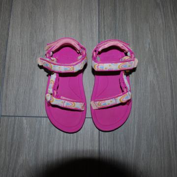 Sandali Teva št.24/25, 26, 28