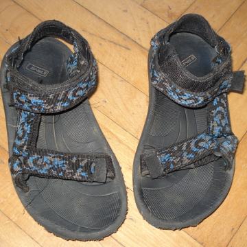 Teva poletni sandali-30