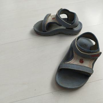 TEVA št. 22 1/2 tevice sandali original