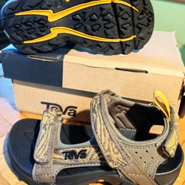 otroški sandali Teva Tanza