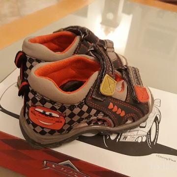 Usnjeni sandalčki št. 21 za fantka