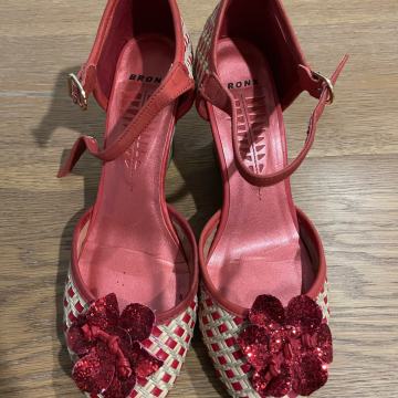 Bronx poletni sandali/salonarji (39)