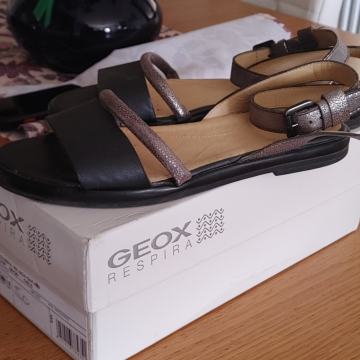 Geox sandali 39