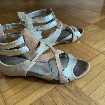 GUESS ženski sandali