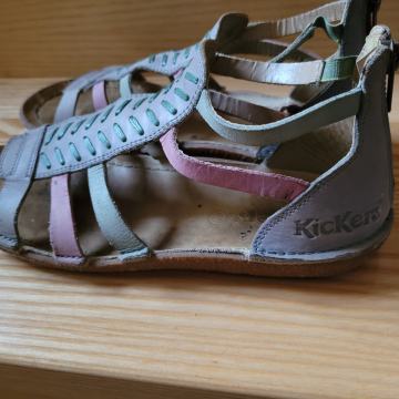 Kickers gladiatorke, športni sandali, 40